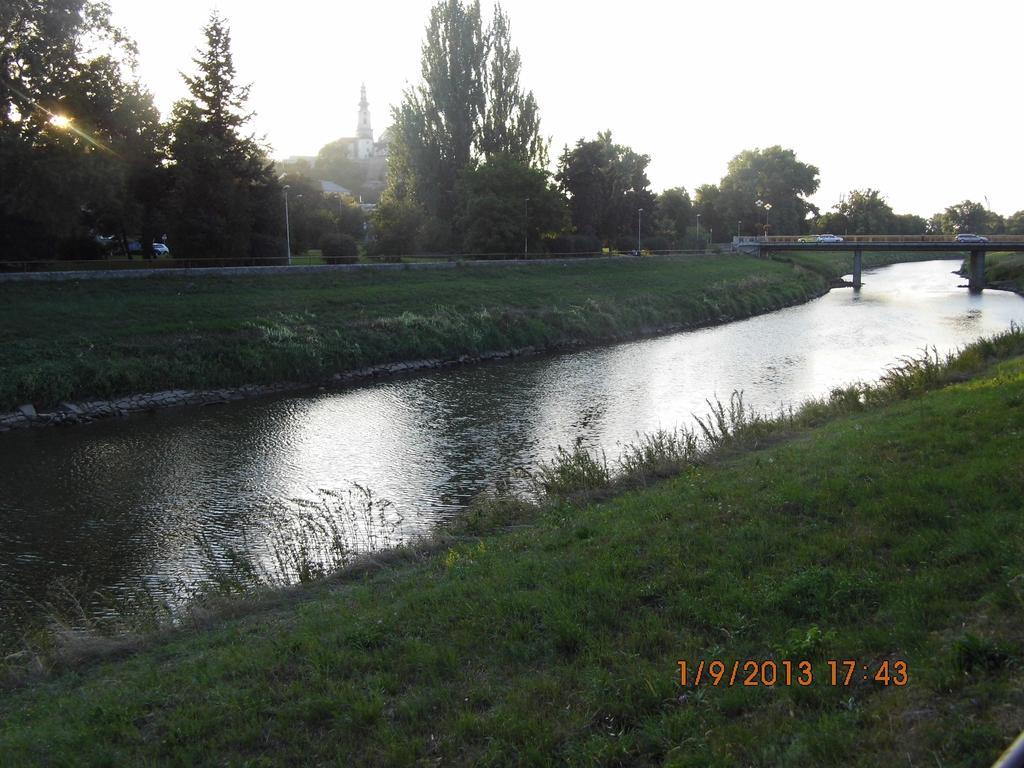 Fukas Apartments Nitra Pokoj fotografie
